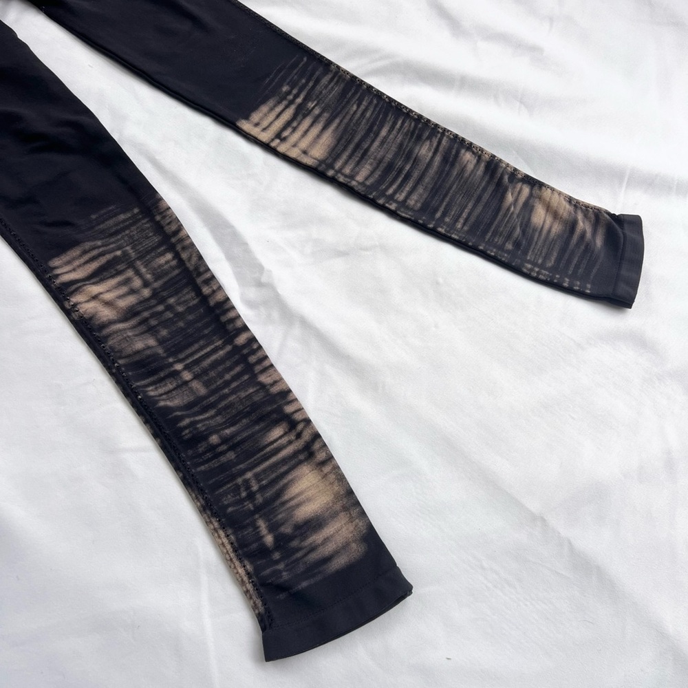 Free People Fp Movement Plum Blue Washed Barely There Yoga Legging Size XS Small - Picture 4 of 7